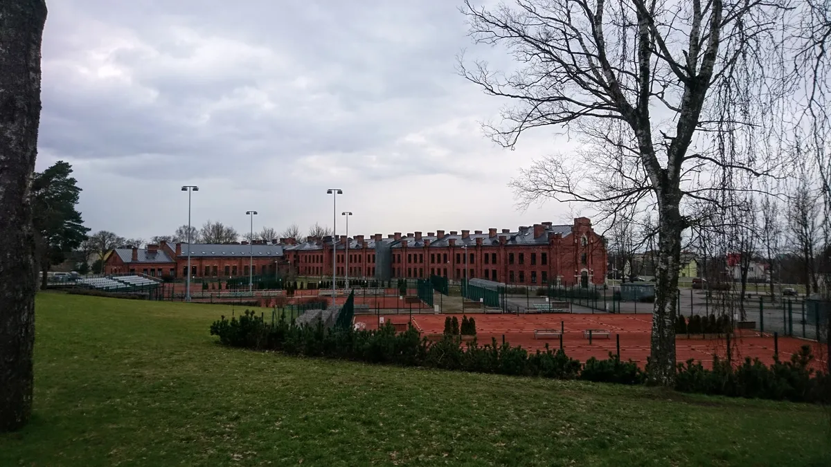 Tondi, tenniseväljakud