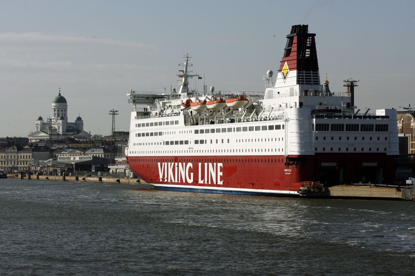 Viking Line'i reisiparvlaev Mariella Helsingi sadamas.