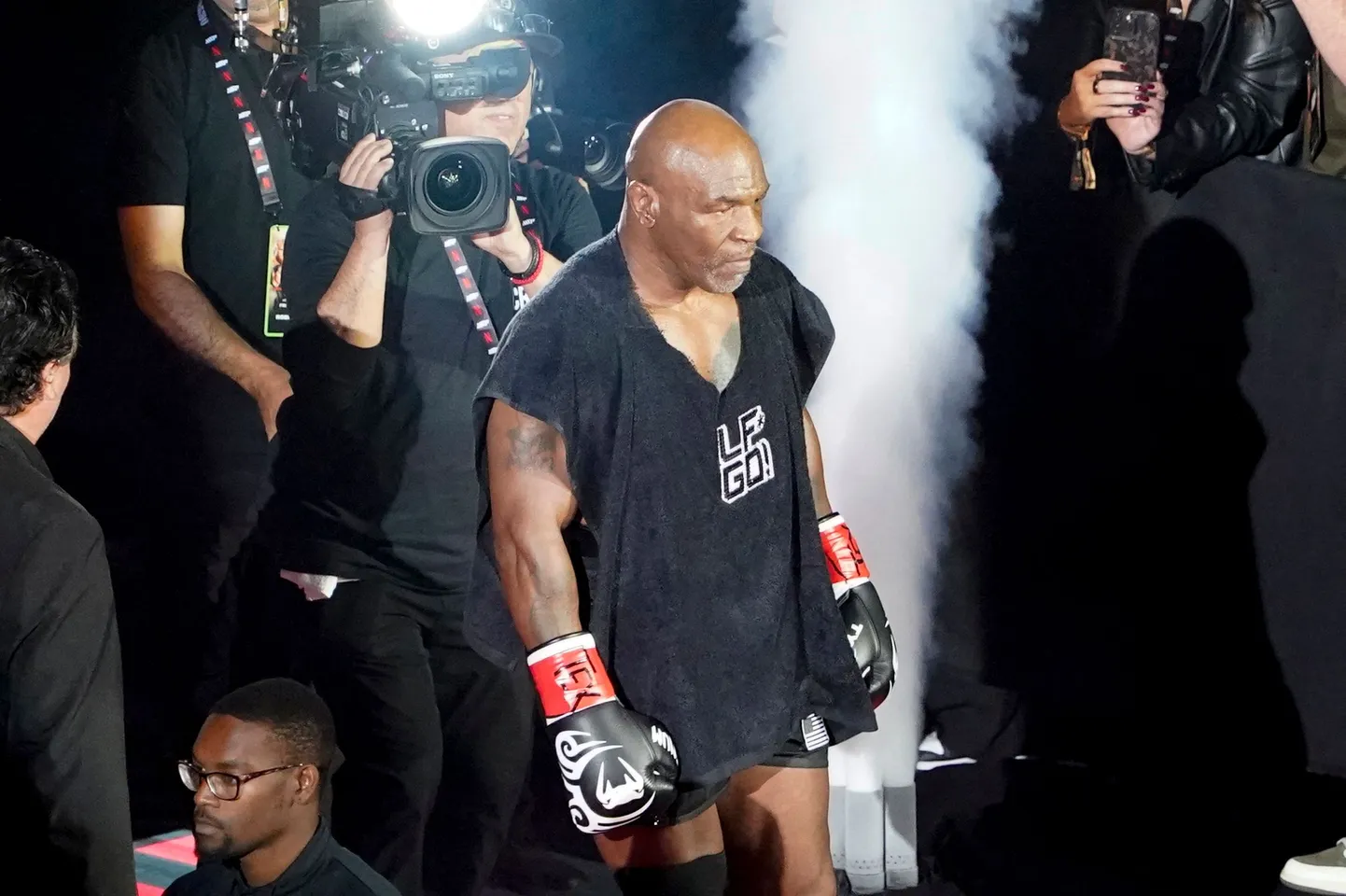 Mike Tyson kaotas 15. novembril poksimatši ning võib varsti kaotada ka poolteist miljonit eurot.