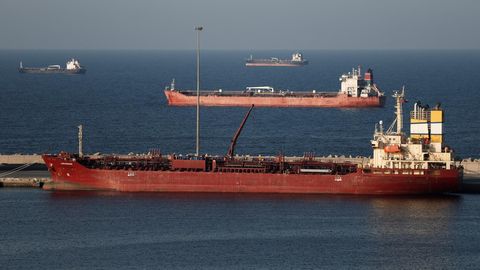 Pärsia lahe riigid plaanivad Hormuzi väina möödumisel