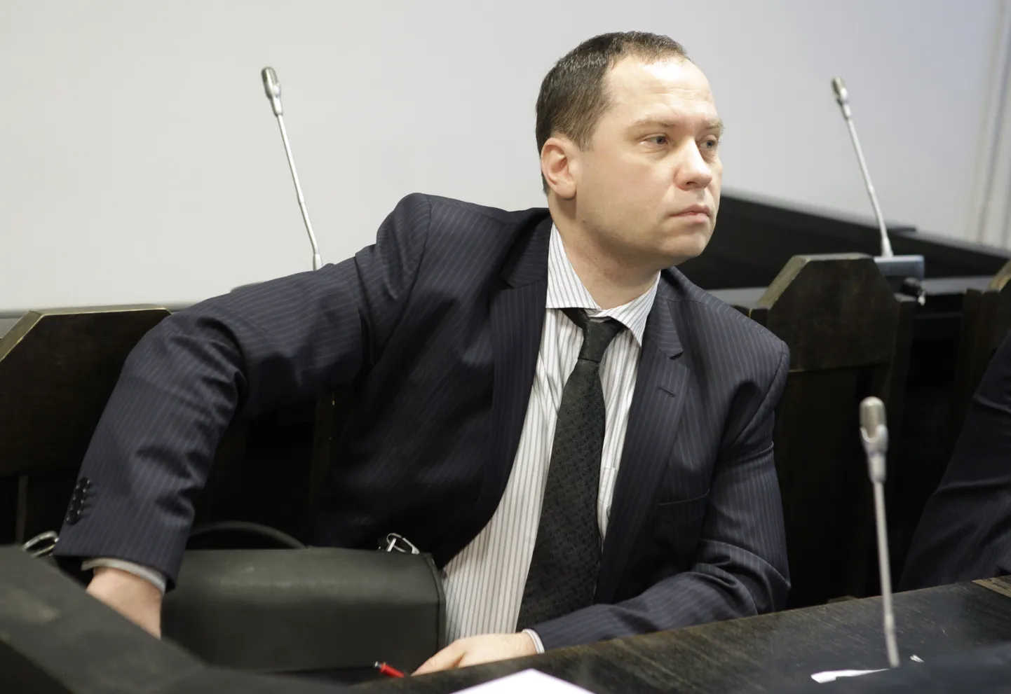 Veli Kraav kohtupingis.