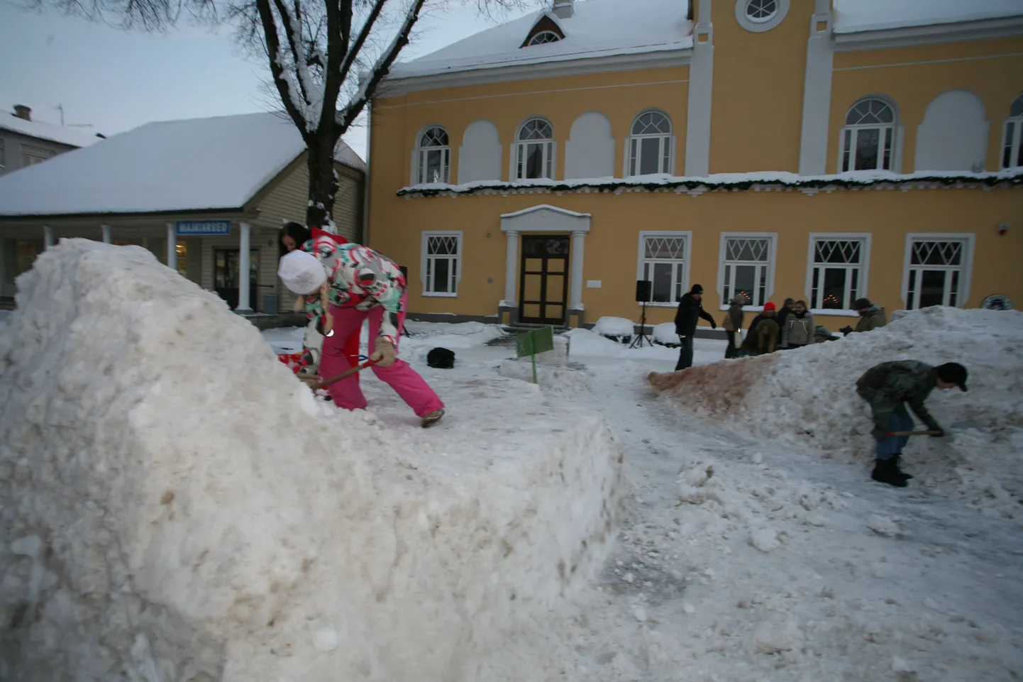 Lumelinna ehitus