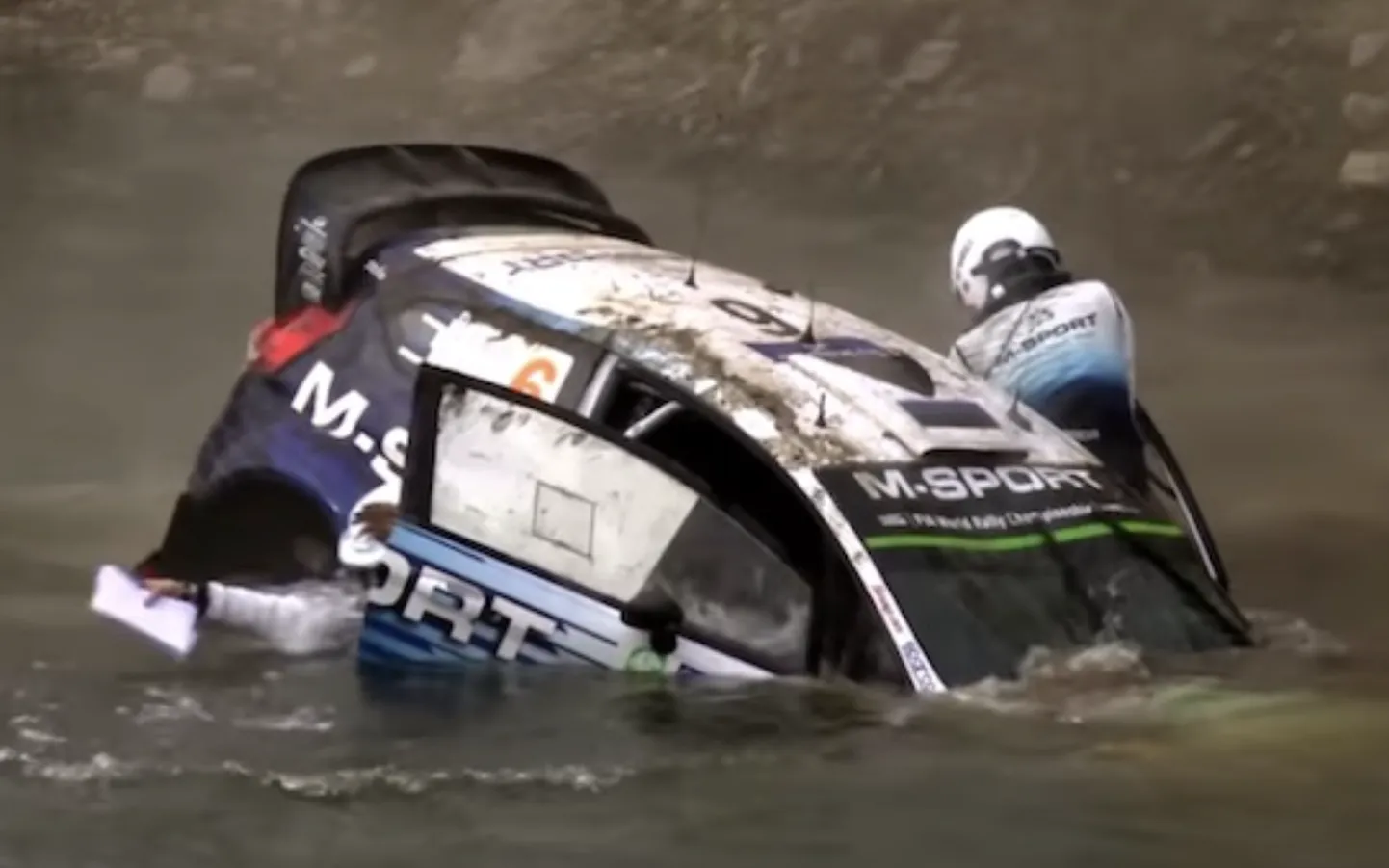 Ott Tänak ja Raigo Mõlder sõitsid Mehhiko rallil vette.