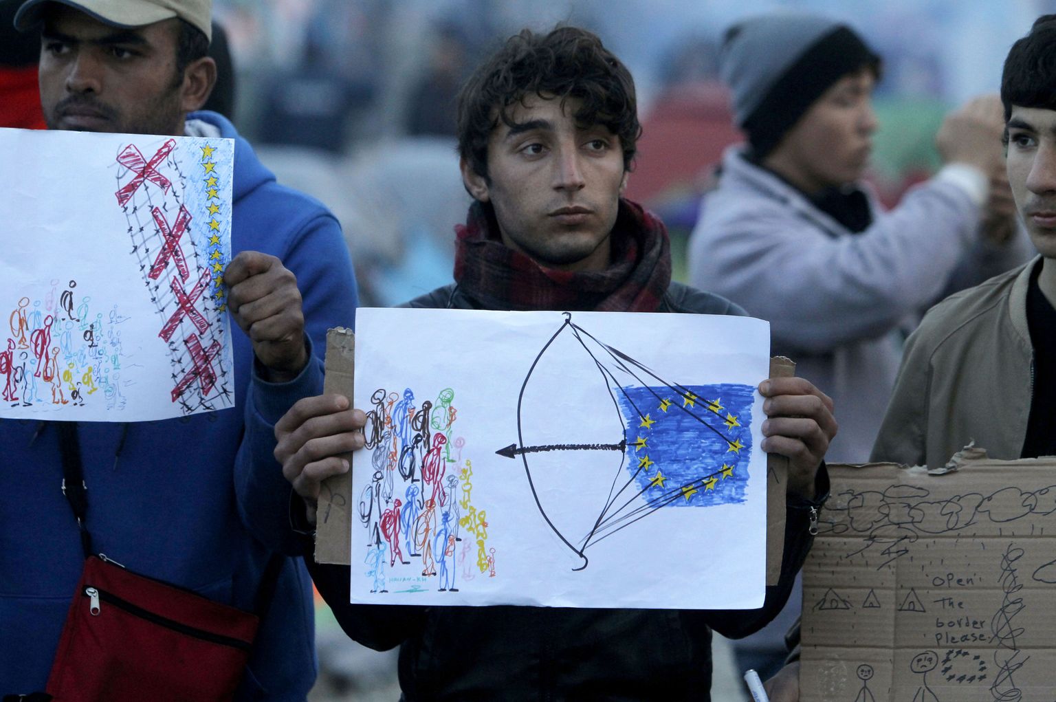 Migrant Kreeka Idomeni pagulaslaagris protesteerimas vastuolulise ja inimõigusorganisatsioonide poolt kritiseeritud ELi-Türgi leppe vastu.