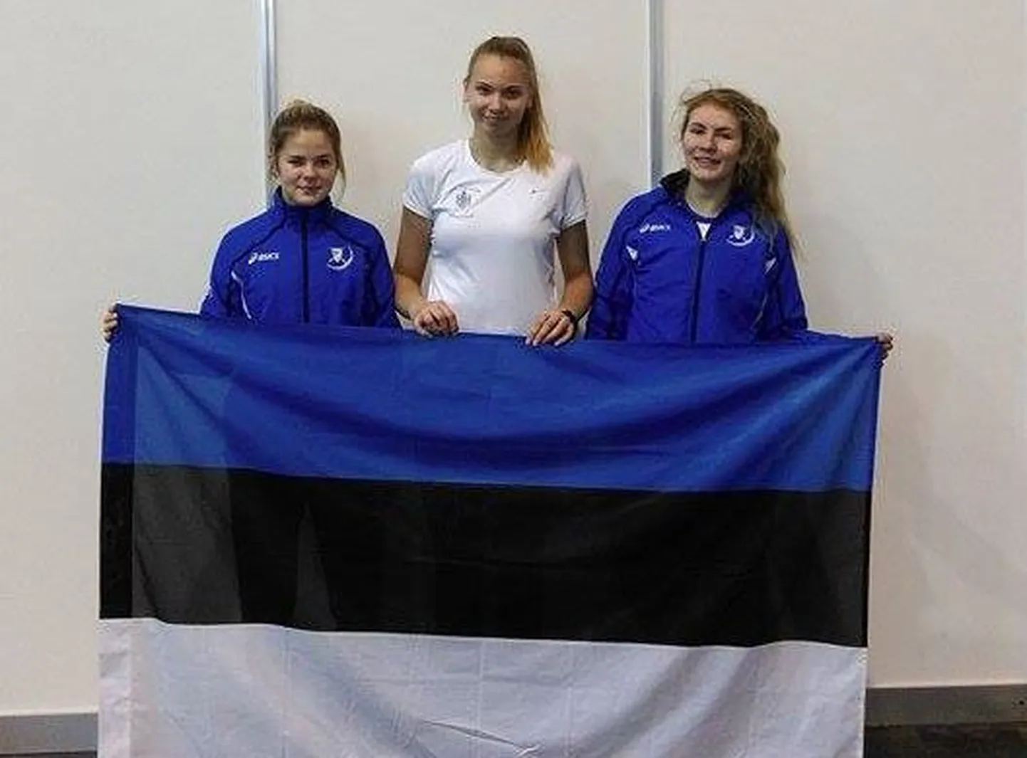 Vasakult: Sandra Skoblov, Karoliine Loit, Carmen-Lii Targamaa.