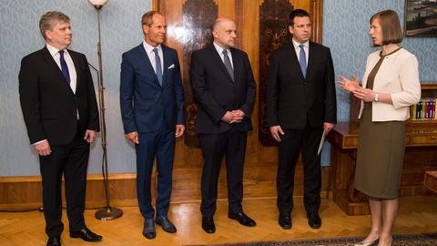 Галерея: Ратас представил президенту трех новых министров