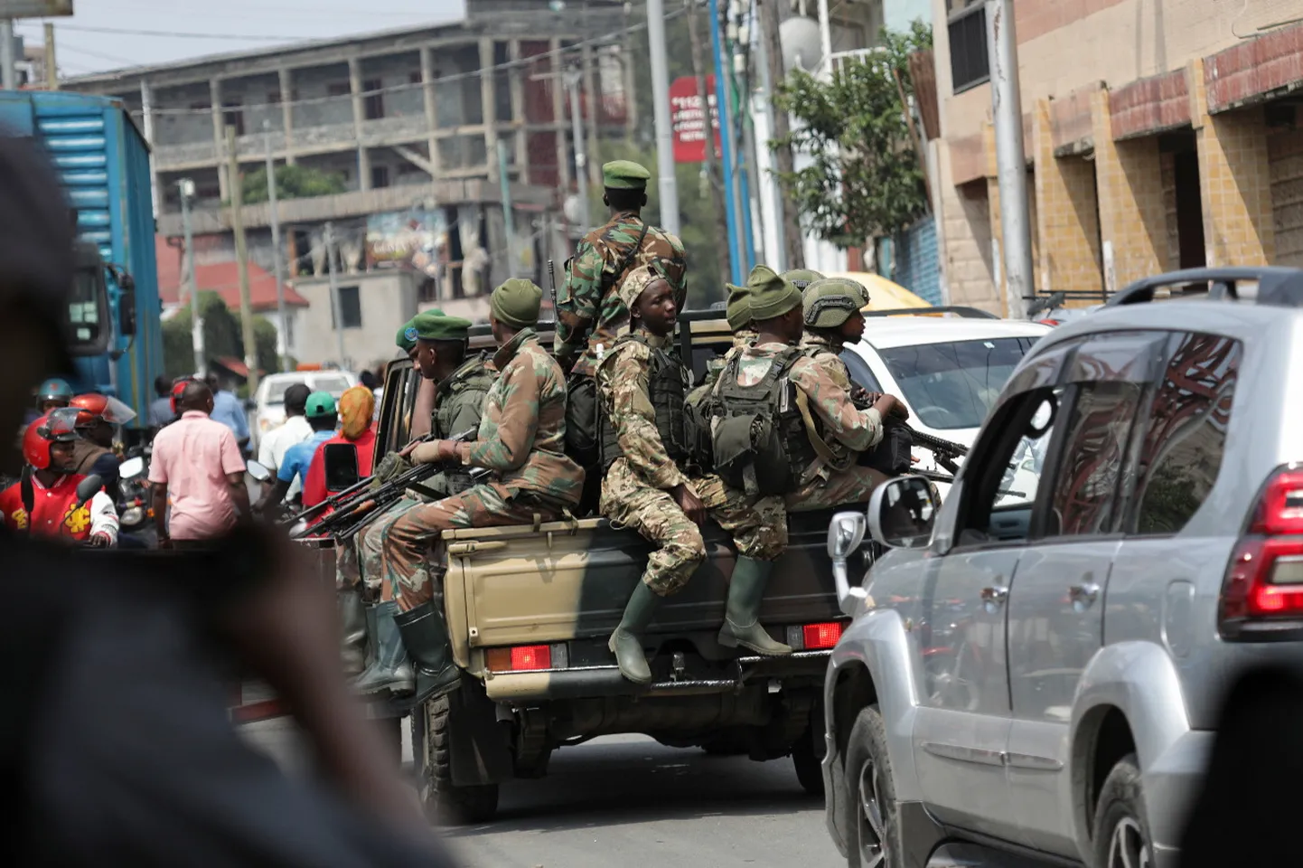 Rwanda toetatud mässurühmituse M23 võitlejad Kongo DV idaosas Goma linnas. 31. jaanuar 2025.