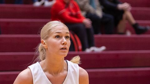 ULGUSAARLANE ⟩ Hingelt saarlane Annika Köster: “Süda igatseb Saaremaale päris palju”