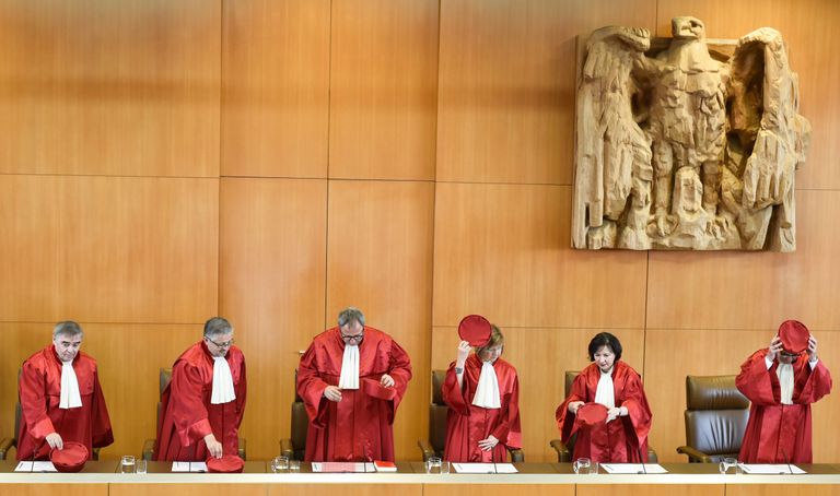 Saksa põhiseaduskohtu kohtunikud. Foto: Scanpix