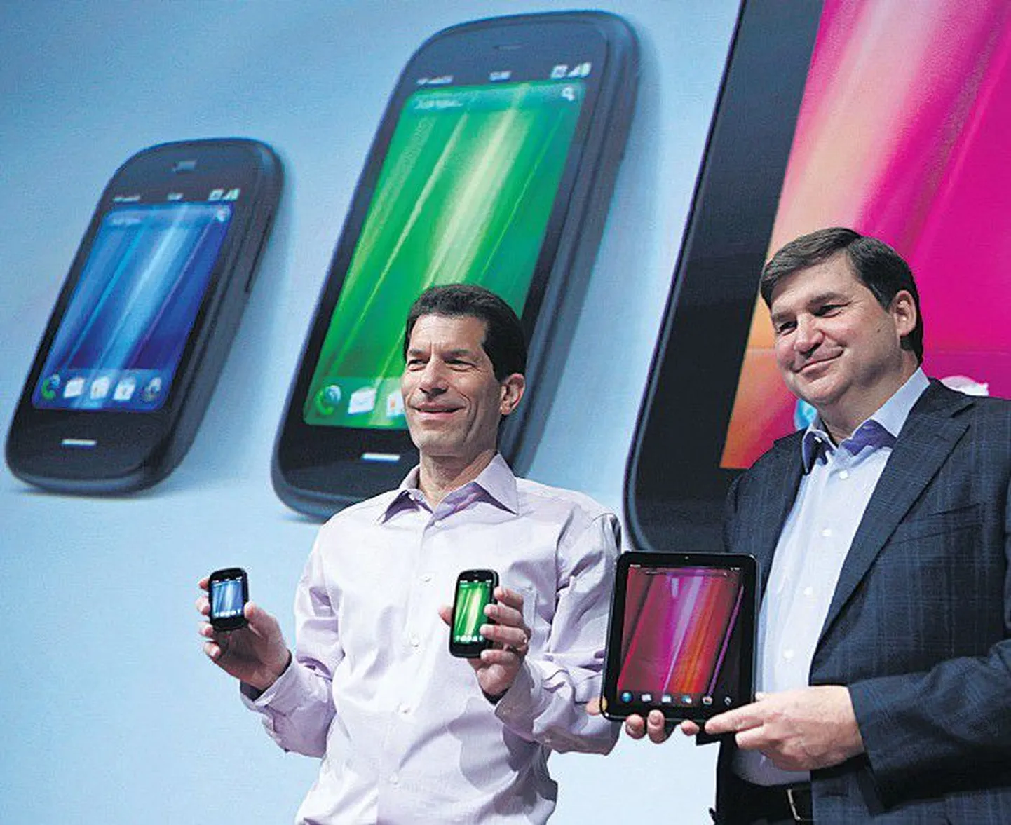 HP juhtivtöötajad Jon Rubinstein ja Todd Bradley esitlemas uusi Palm-seeria tooteid tänavu veebruaris.