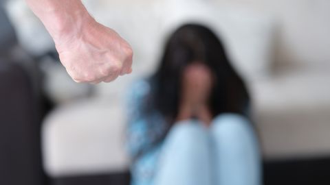 Eestis jääb koduseinte vahel toimuv vägivald sageli varjatuks, kuni keegi väljastpoolt märkab