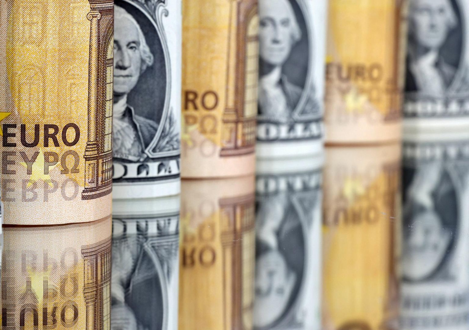 Euro maksis eile 1,01 dollarit, mis on aasta algusest 12 protsenti vähem.