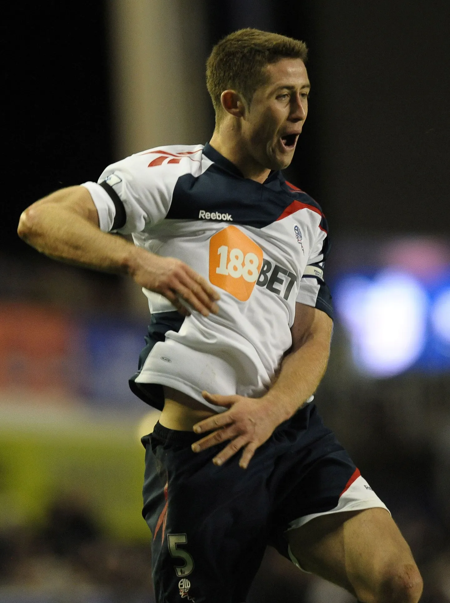 Gary Cahill on liitumas Londoni Chelseaga.
