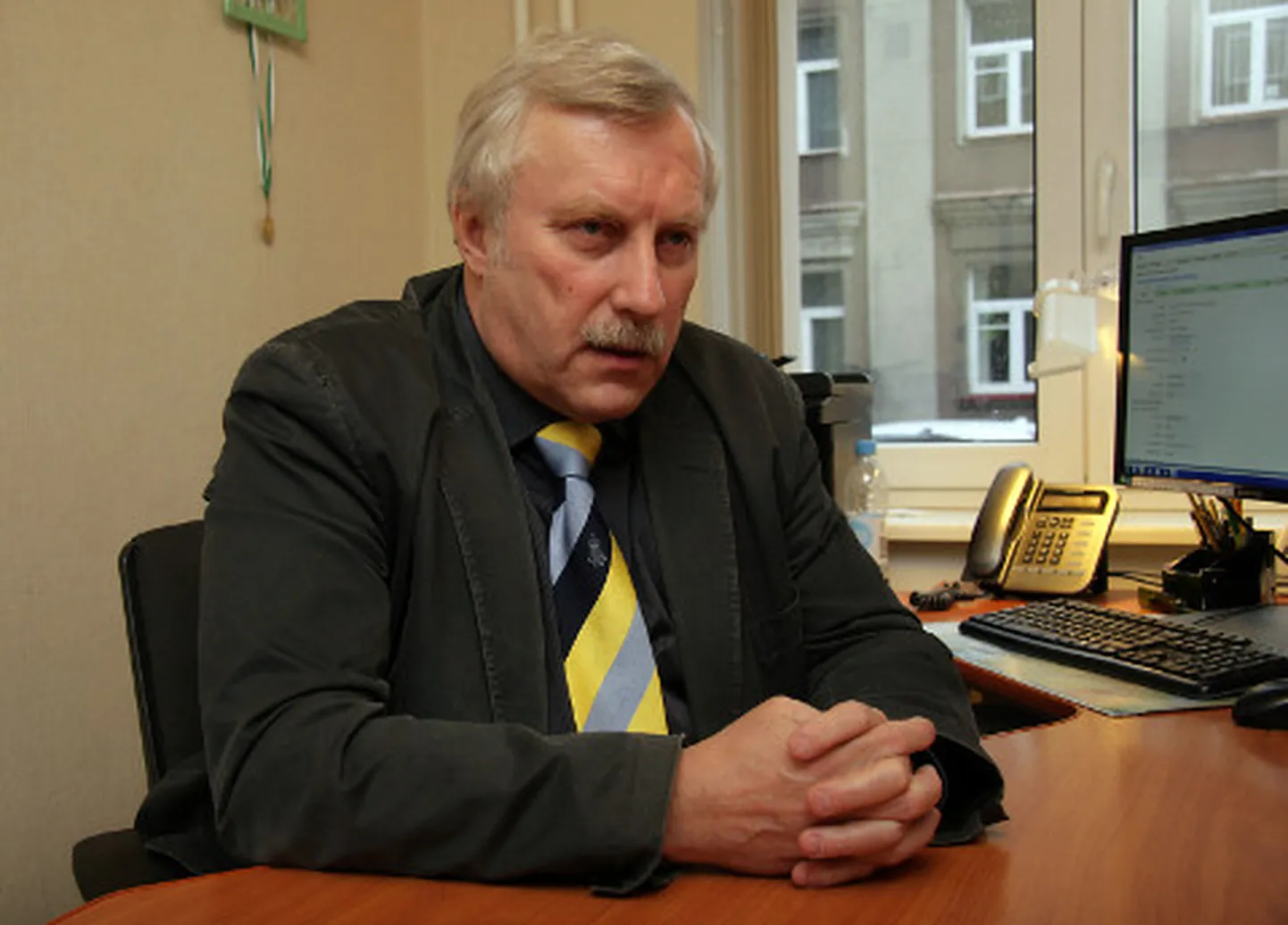 Bruno Uustali hinnangul on riigi suhtumine omavalitsustesse üleolev ja hoolimatu. "Aga kust tulevad need lapsed, kes teevad täiskasvanutena kõrgkultuuris ilma, ka maailma tasemel? Ikka omavalitsustest," kostab ta.