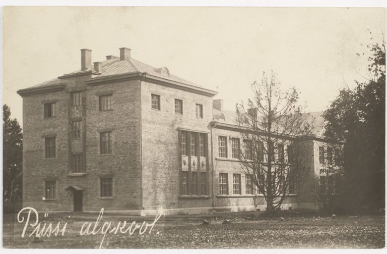 Püssi algkool 1929. aastal.