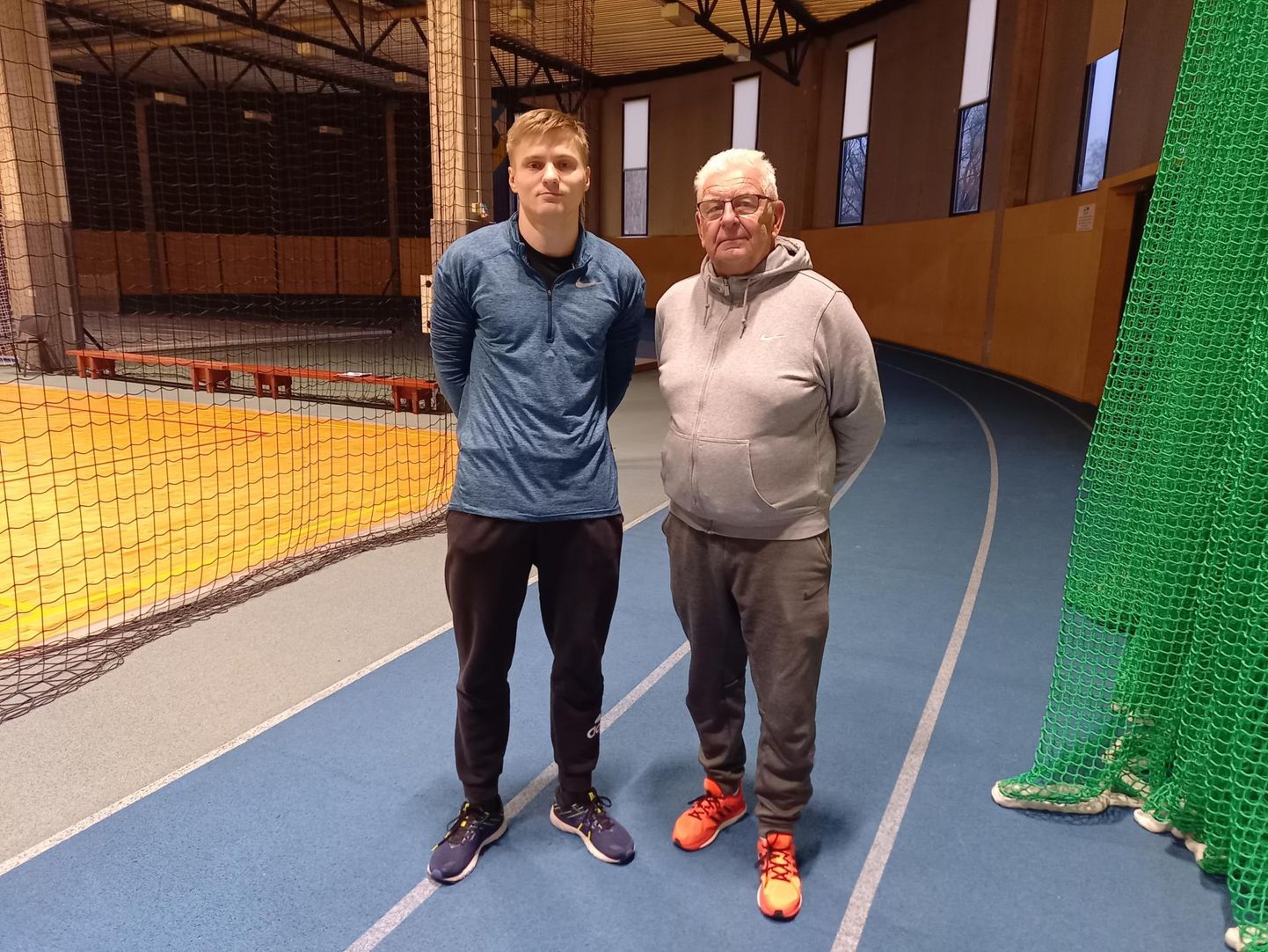 Tanel Visnap (vasakul) treenib nii Valgas kui ka Tallinnas. Treener Raimond Lutsu sõnul on raske hinnata, milliseid tulemusi sportlane veel teha võib.