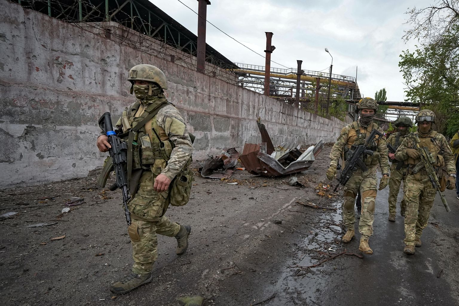 Vene sõdurid Lõuna-Ukraina sadamalinnas Mariupolis