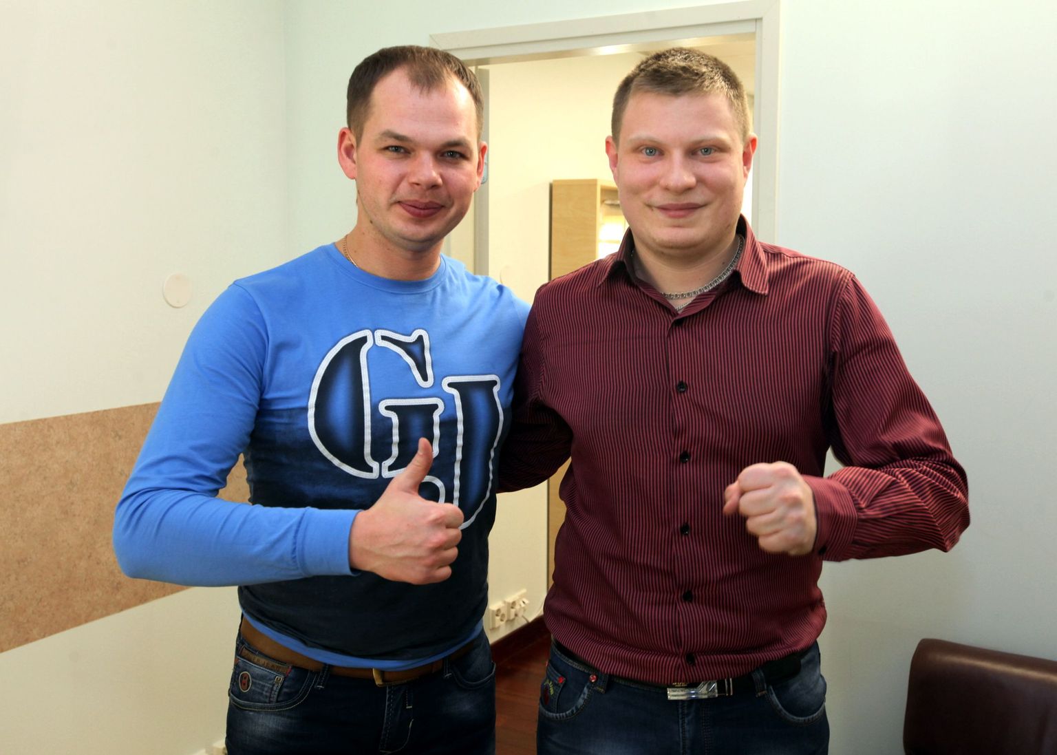 Российский певец Алексей Брянцев и старший редактор Limon.ee Эдгар Гергель. Снимок иллюстративный.