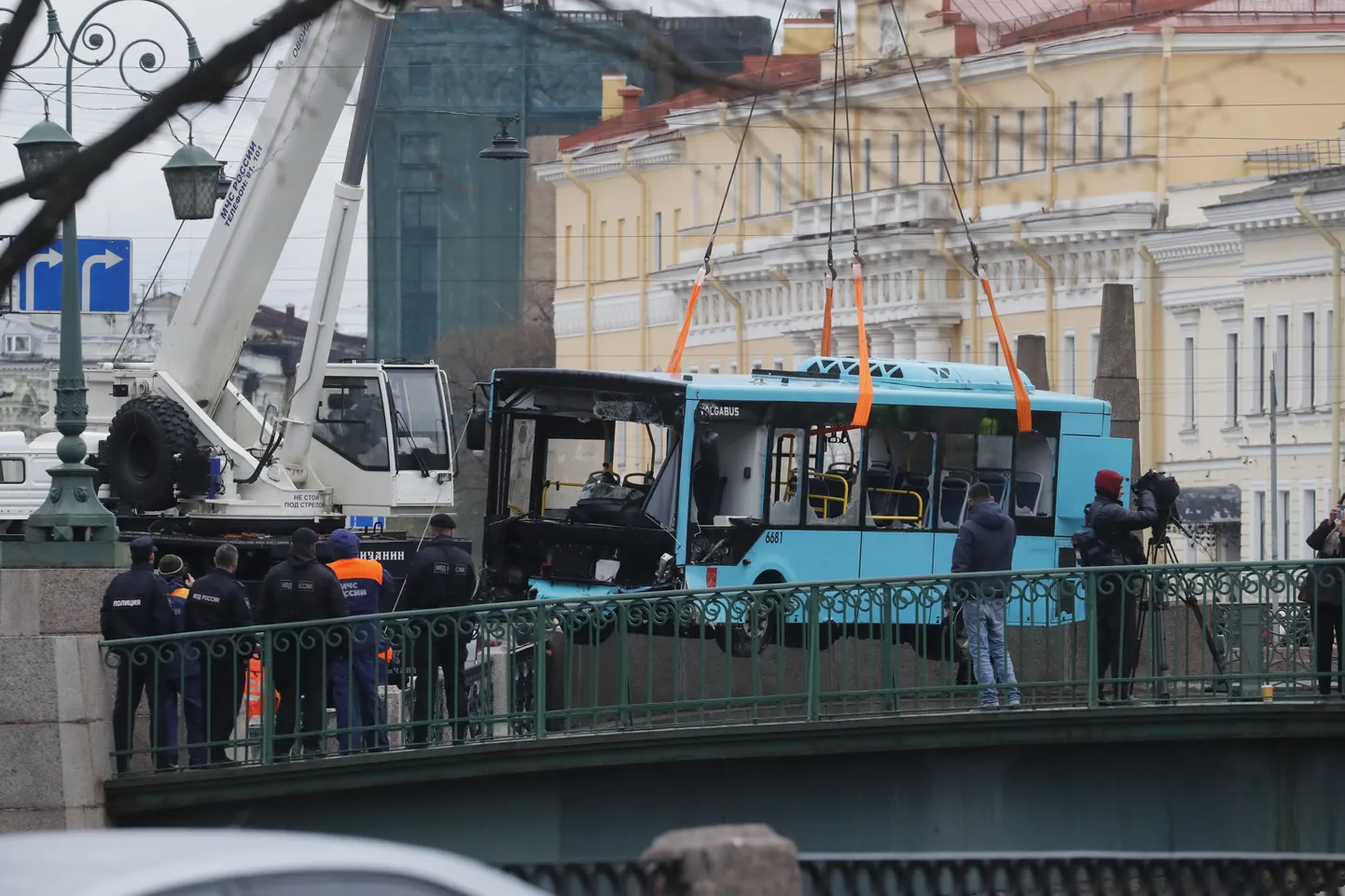 Tänavu 10. mail sõitis Peterburis liinibuss väidetavalt üleväsinud juhi süül sillalt Moika jõkke. Hukkus seitse inimest.