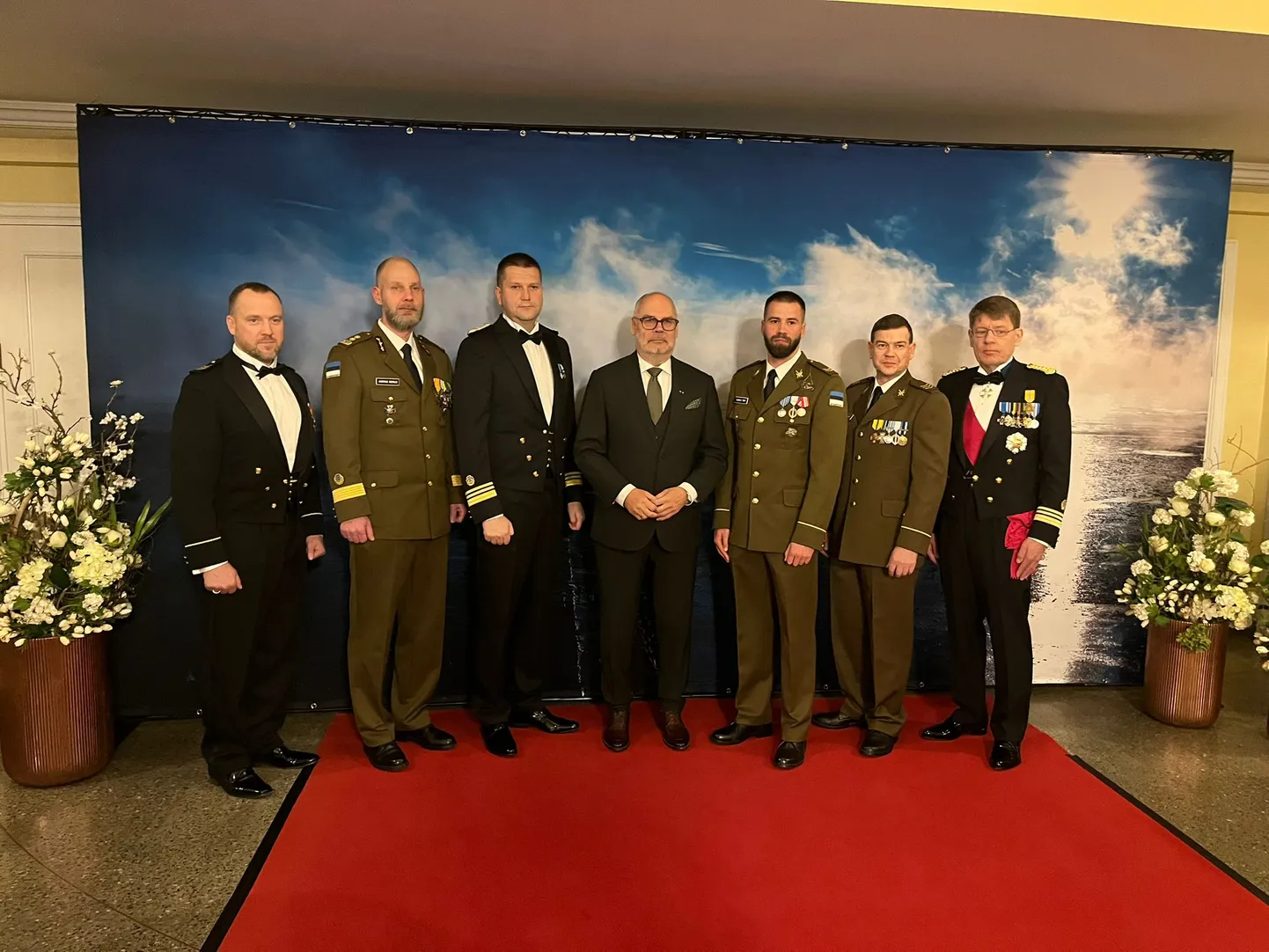 Alar Karis Kaitseväe 106. aastapäeval.