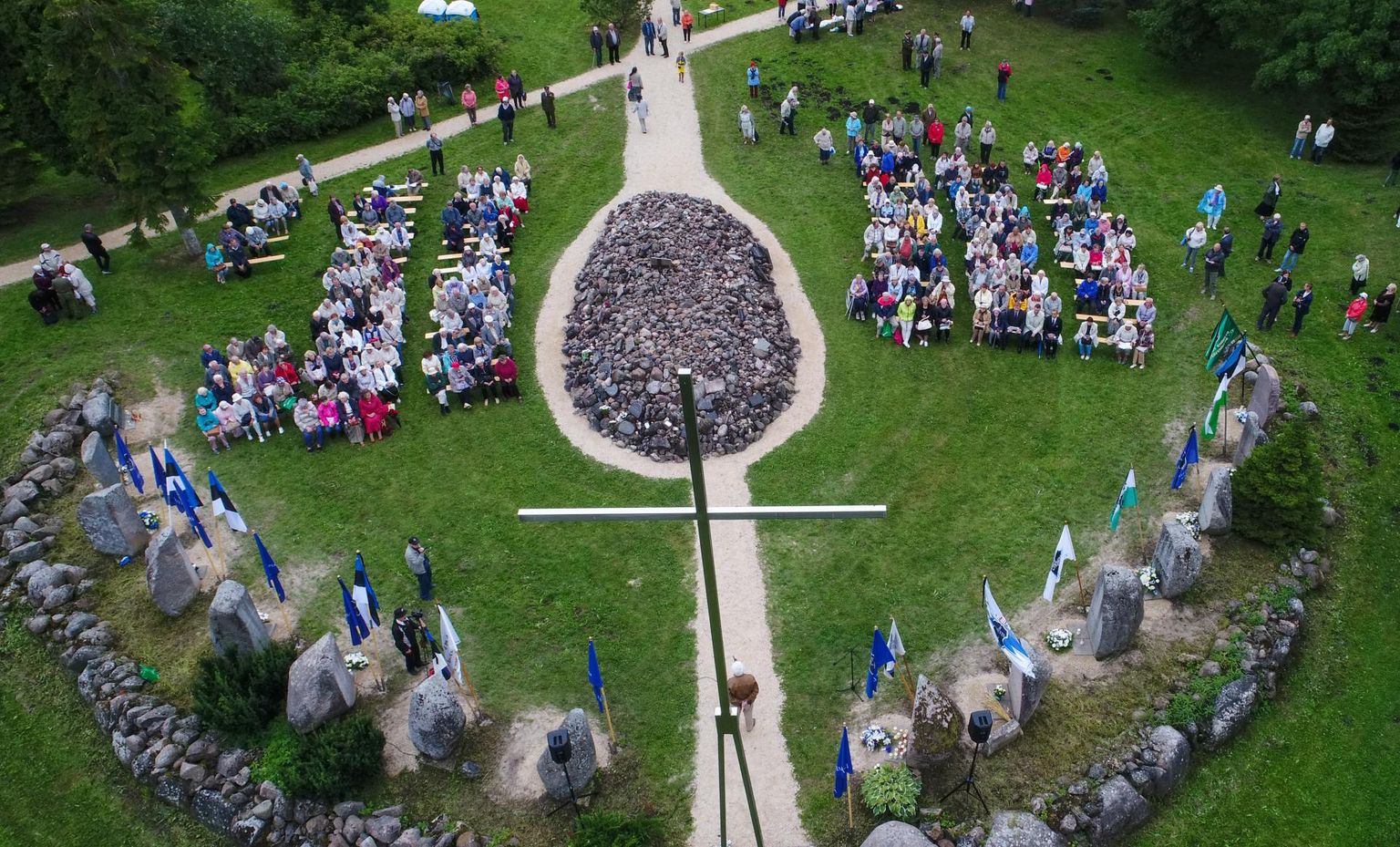 Pilistvere kivikangru juures tähistatakse ERSP loomise 30 aastapäeva.