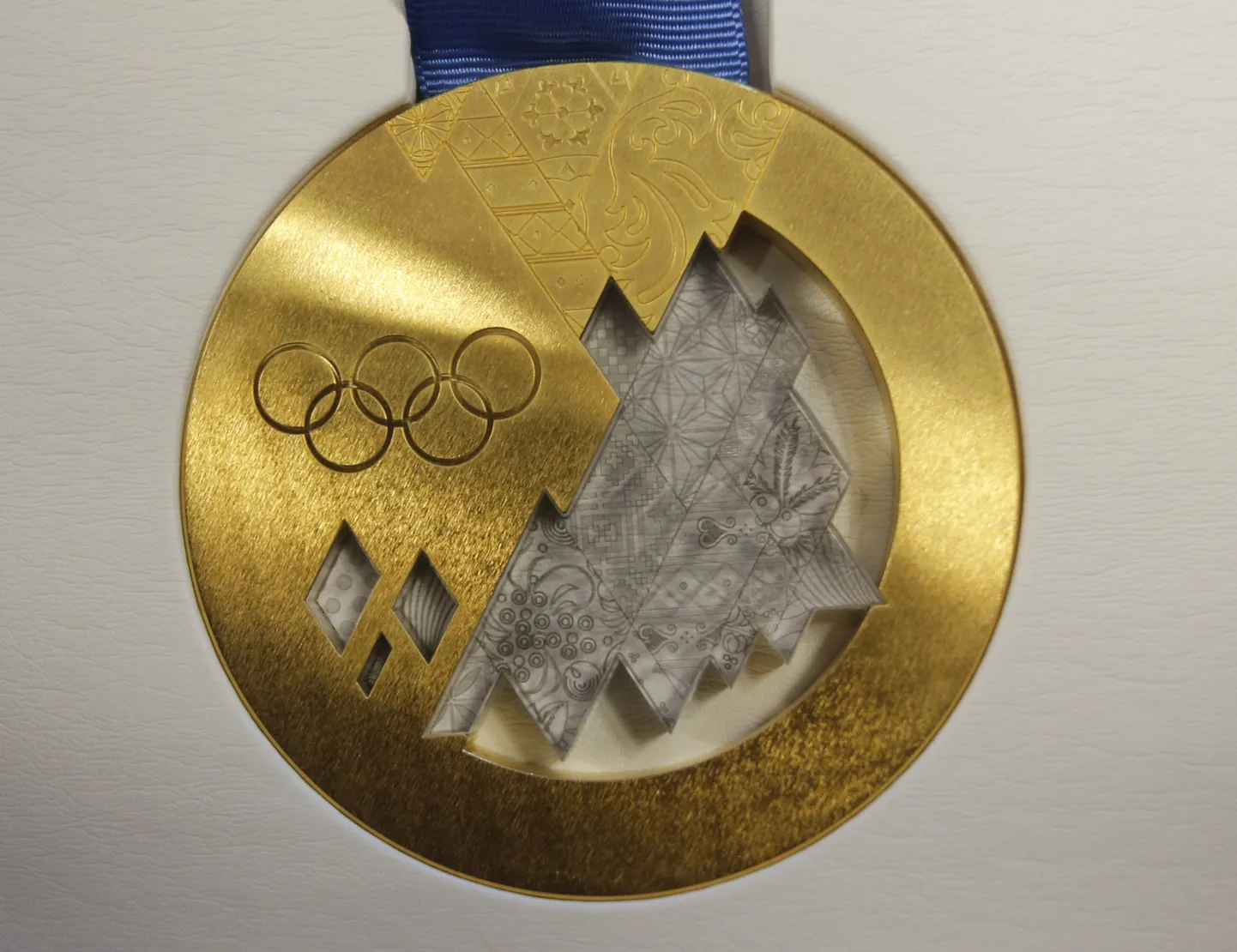 Золотая медаль сочинской Олимпиады.