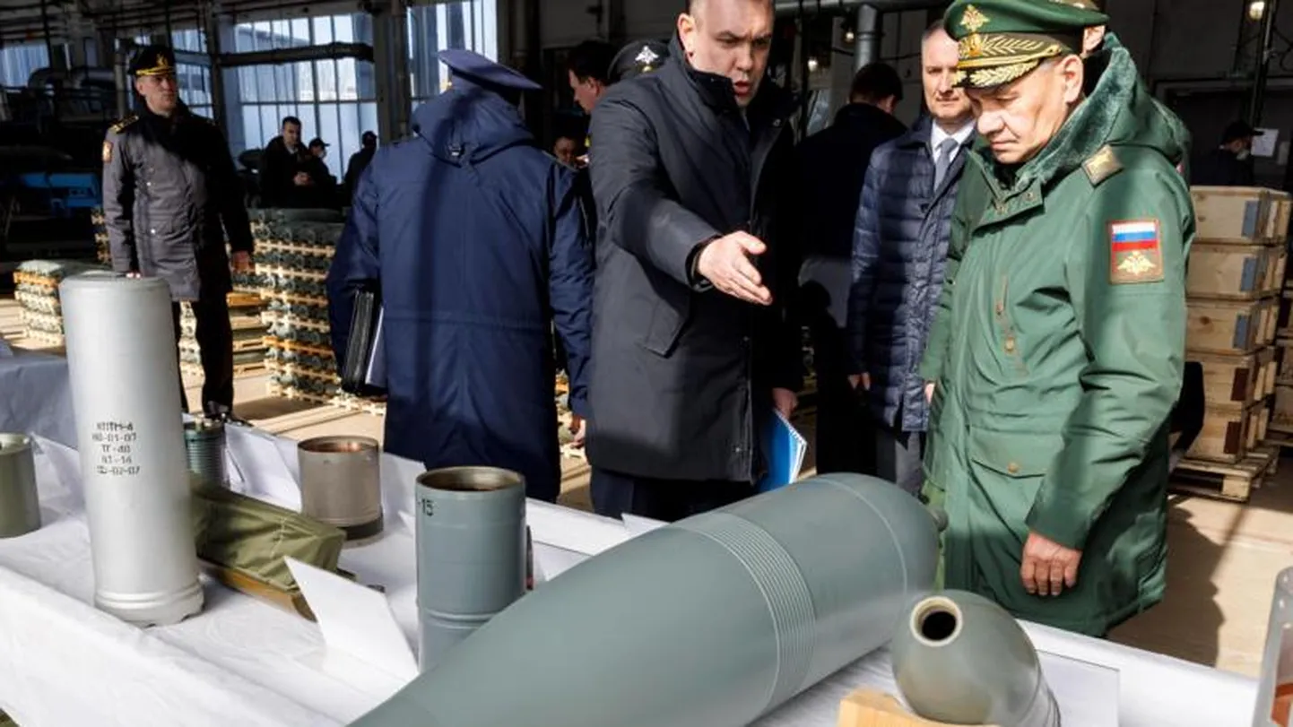 Министр обороны России Сергей Шойгу 21 марта проинспектировал предприятие по производству авиабомб в Нижегородской области