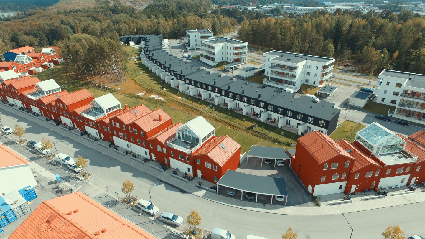 EstHus OÜ ridaelamute kompleks Rootsis.