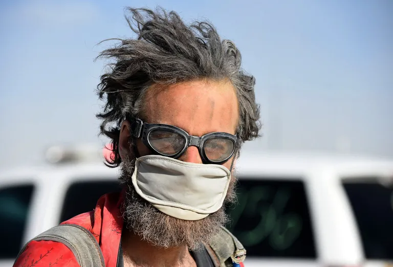 Kas äge kõrbepidu või hoopis nagu «Mad Maxi» film? Kümnete tuhandete külastajatega Burning Man on vaikselt kaotamas oma võlu.