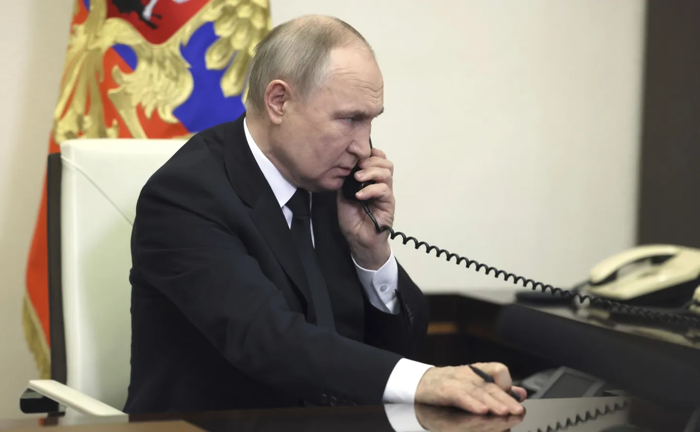 Putin telefoniga 2024. aasta märtsis.
