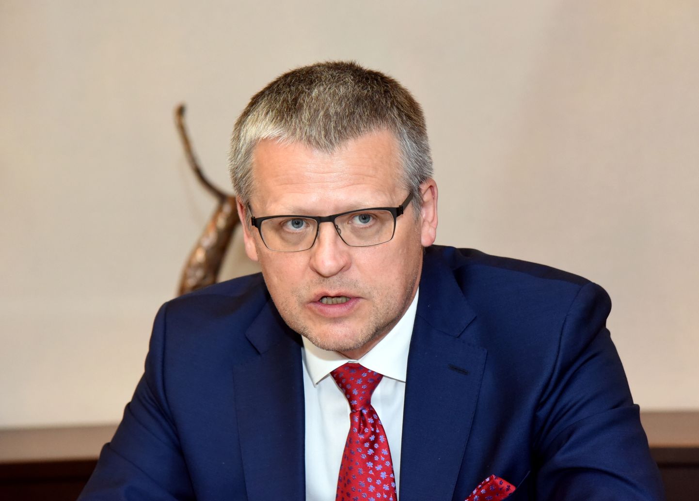 Bijušais veselības ministrs Guntis Belēvičs piedalās "Dienas Bizness" rīkotajā apaļā galda diskusijā par datu regulu.