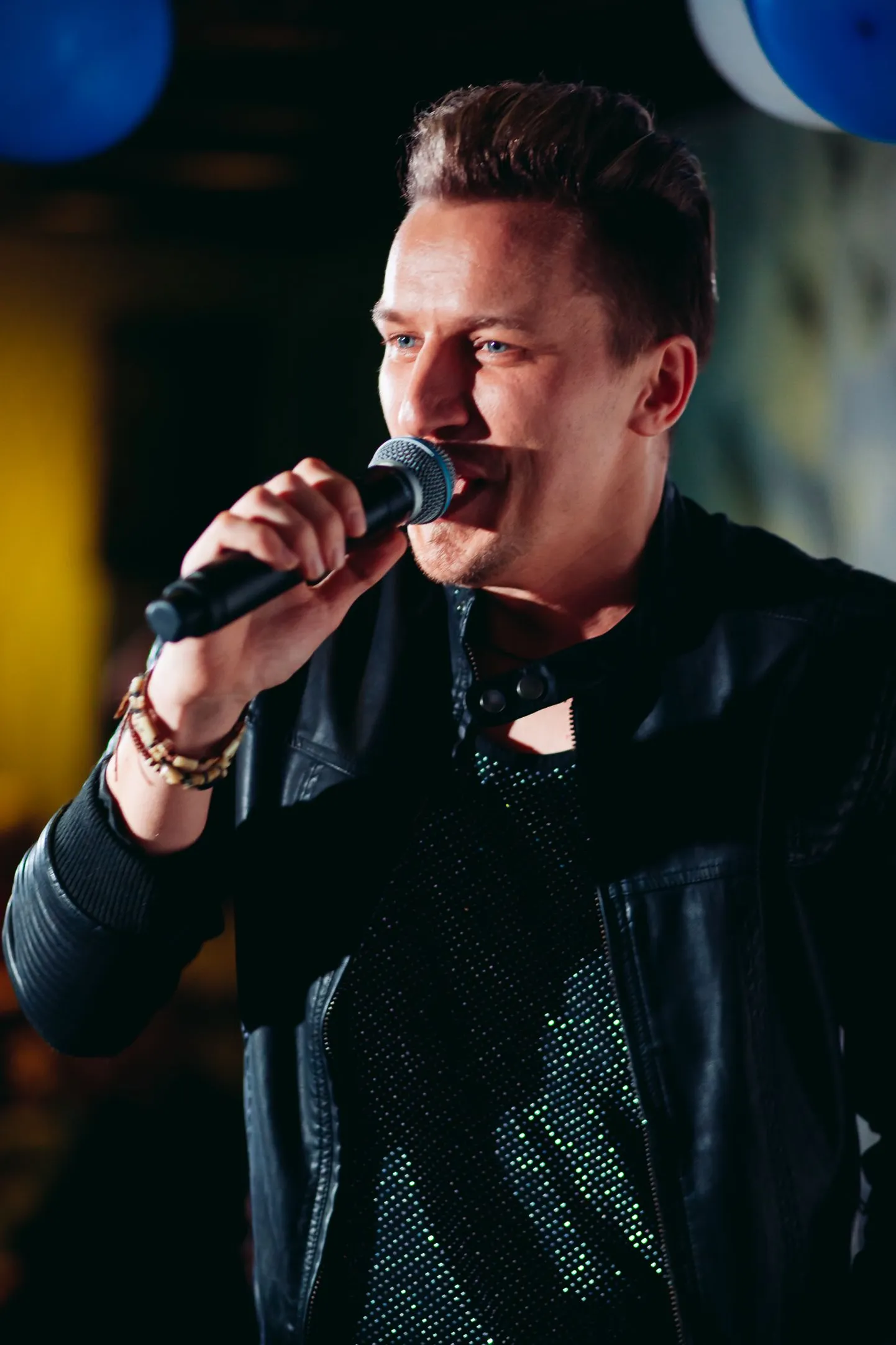 Rolf Roosalu rokkis Butterfly lounge’is