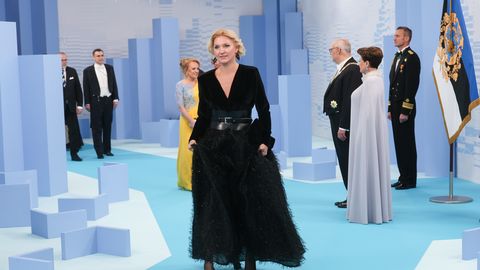 Karis määras lahkuvale kantselei direktorile suure preemia