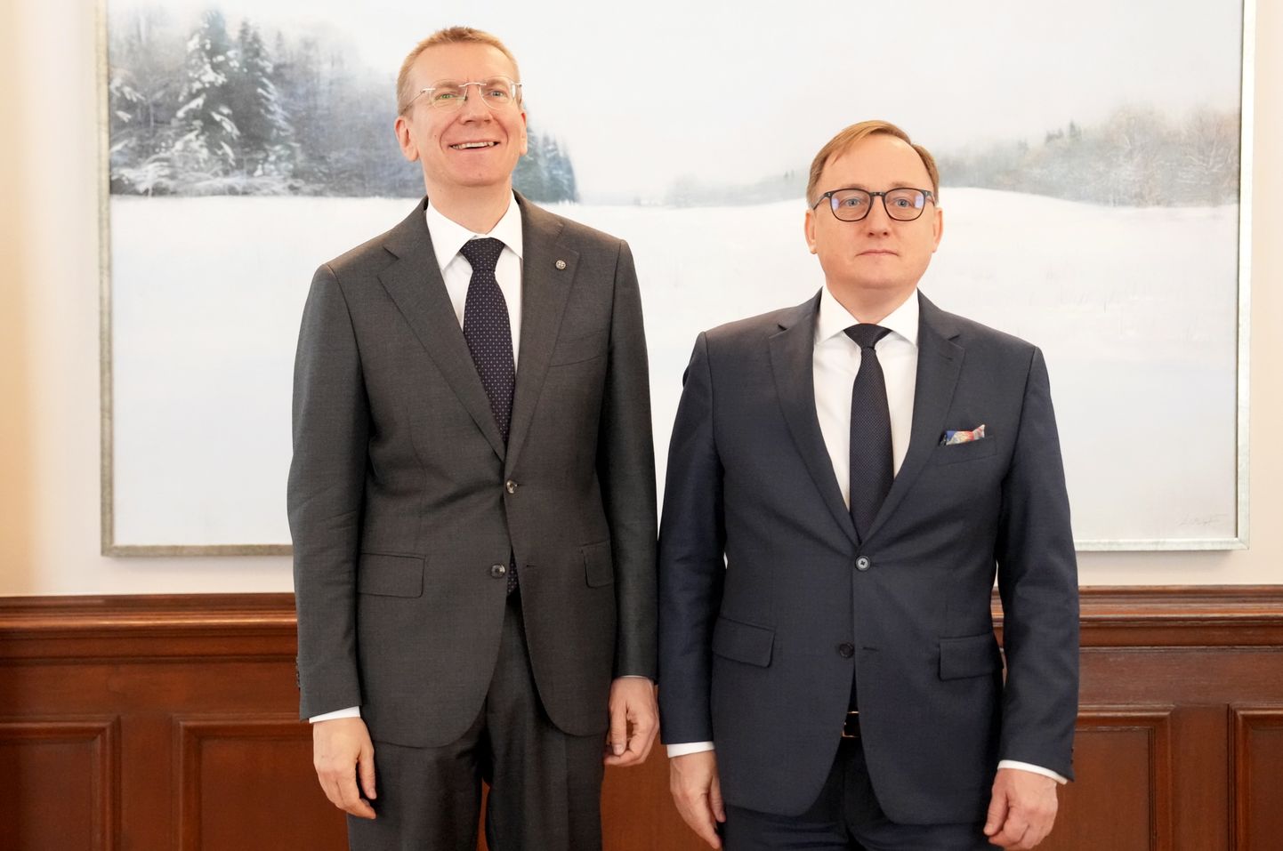 Президент Эдгар Ринкевич встретился с президентом Банка Латвии Мартиньшем Казаксом.