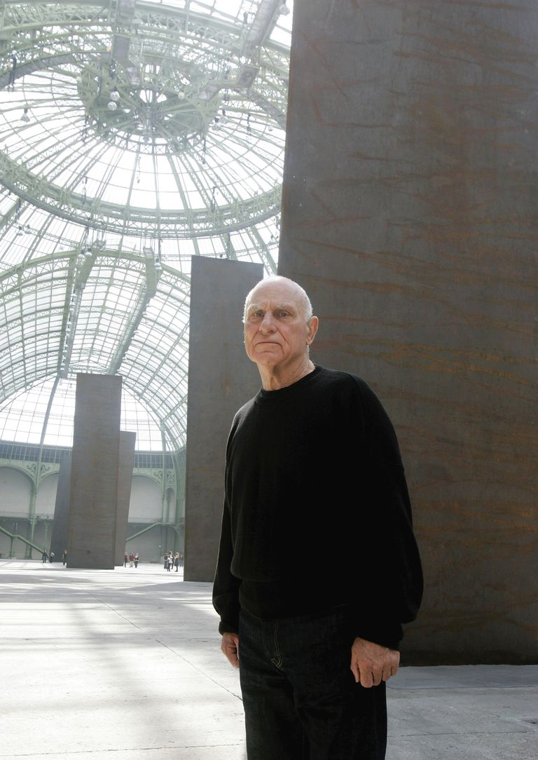 Richard Serra kõrgeid terasplaate leiab paljudest maailma suurlinnadest.