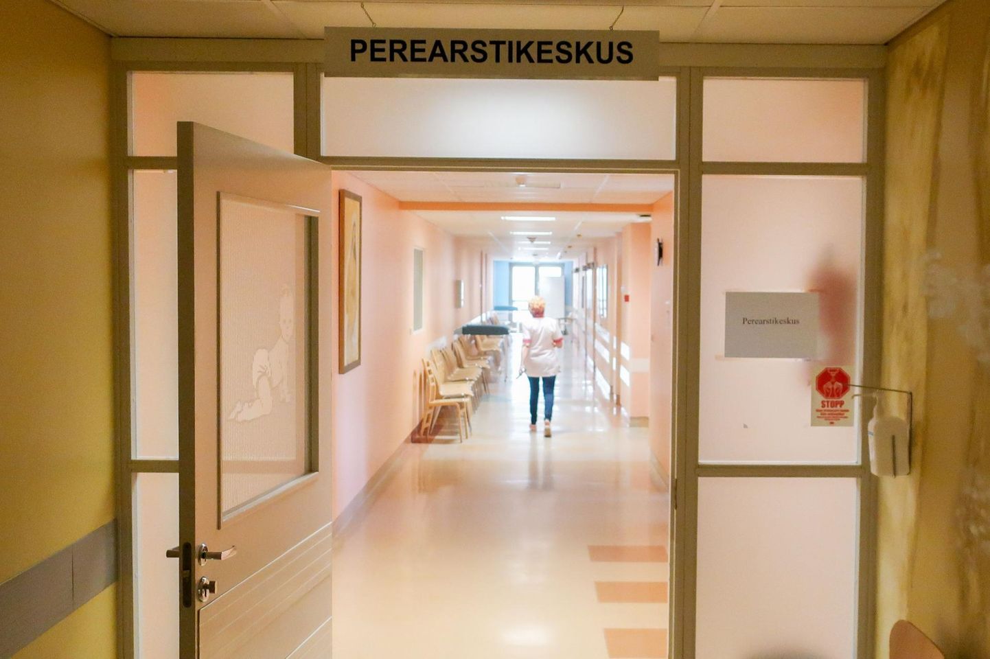 Valga haigla perearstid töötavad enne uue tervisekeskuse avamist ajutiselt teise korruse ruumides.