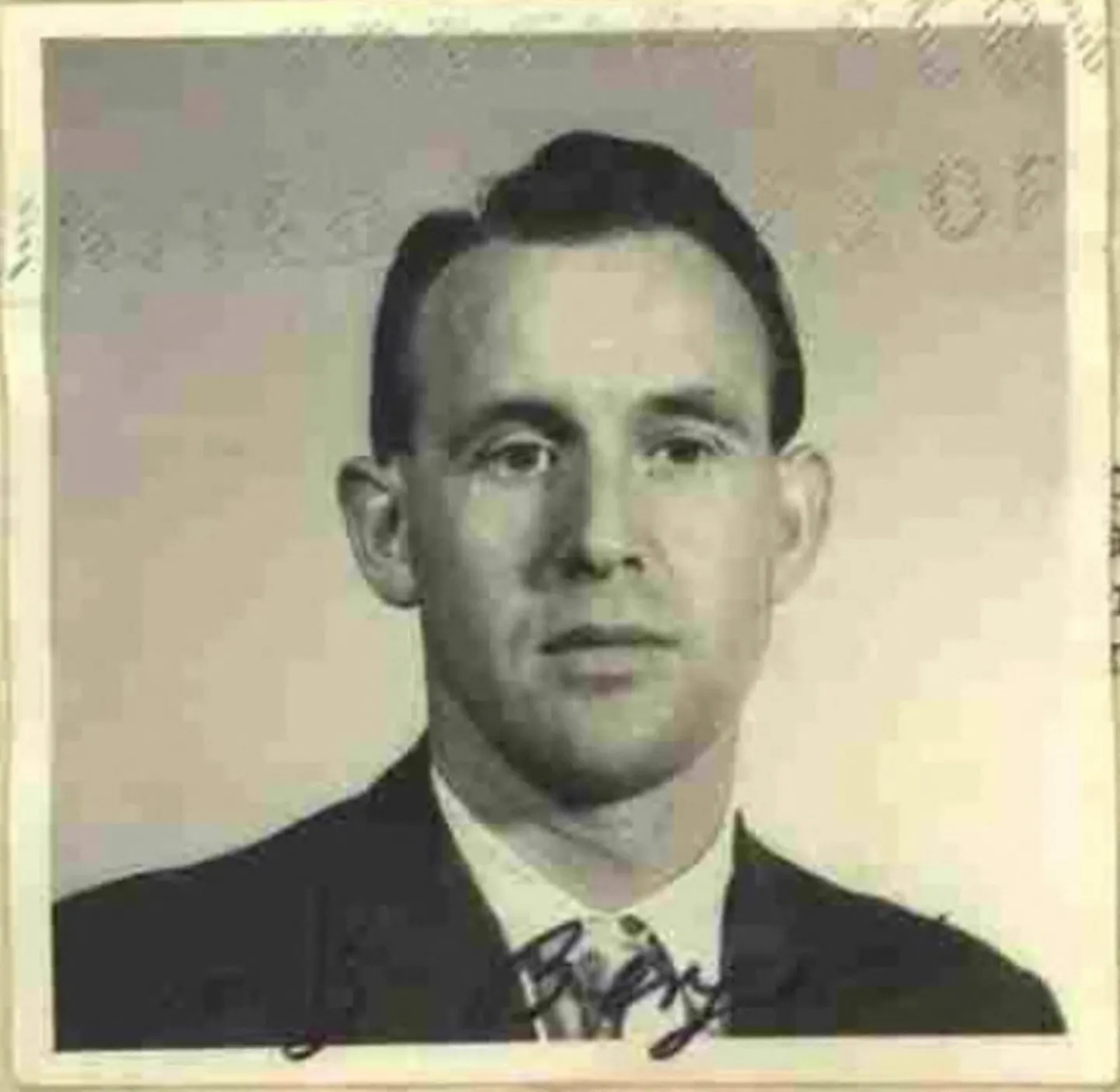 USA deporteeris endise natside koonduslaagri valvuri Friedrich Karl Bergeri Saksamaale. Foto on aastast 1959.