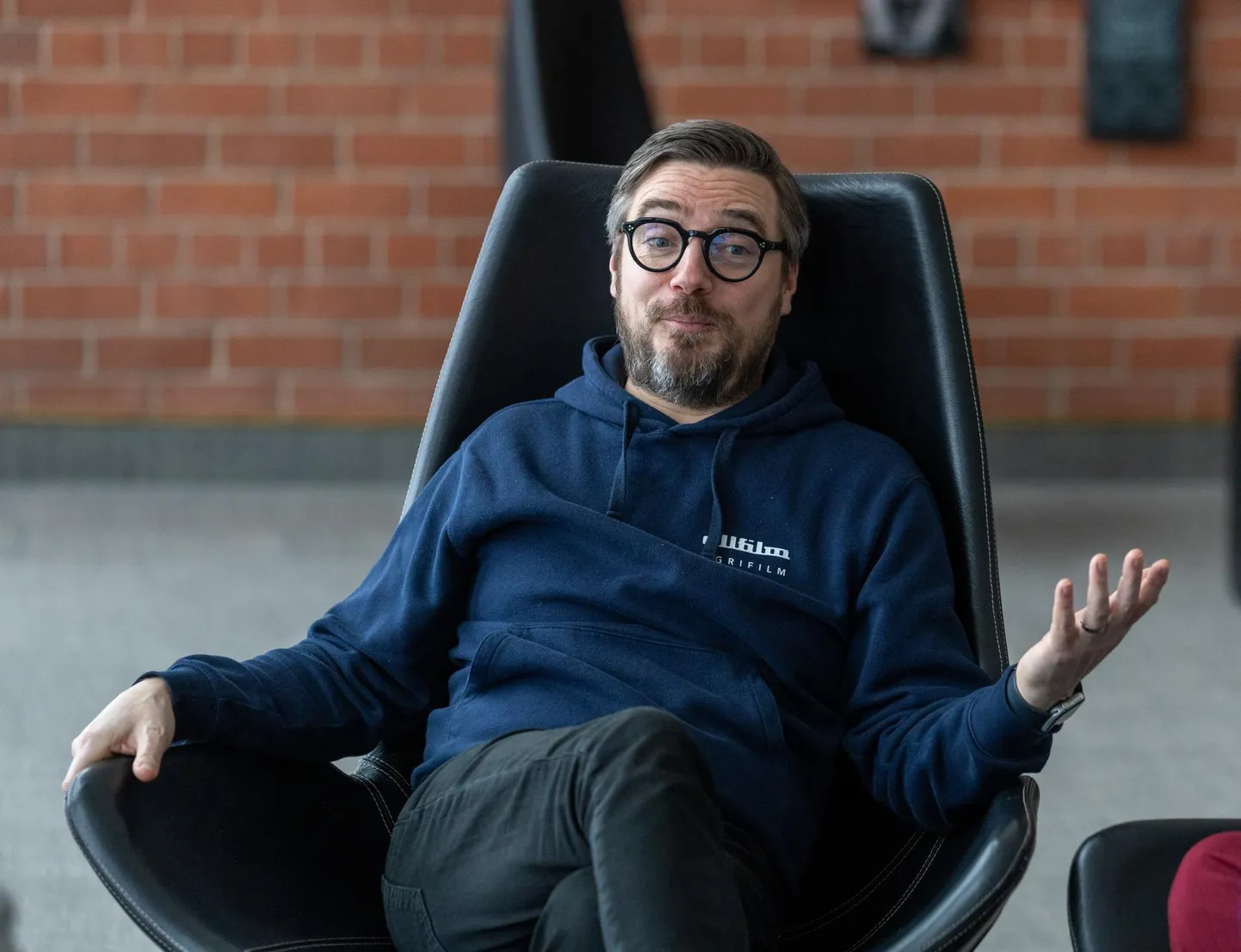 Priit Võigemast on teatripublikule tuttav muu hulgas mitmest muusikalisest lavastusest. Reedel on Priit Võigemast Ugala vestlusõhtute sarja külaline.