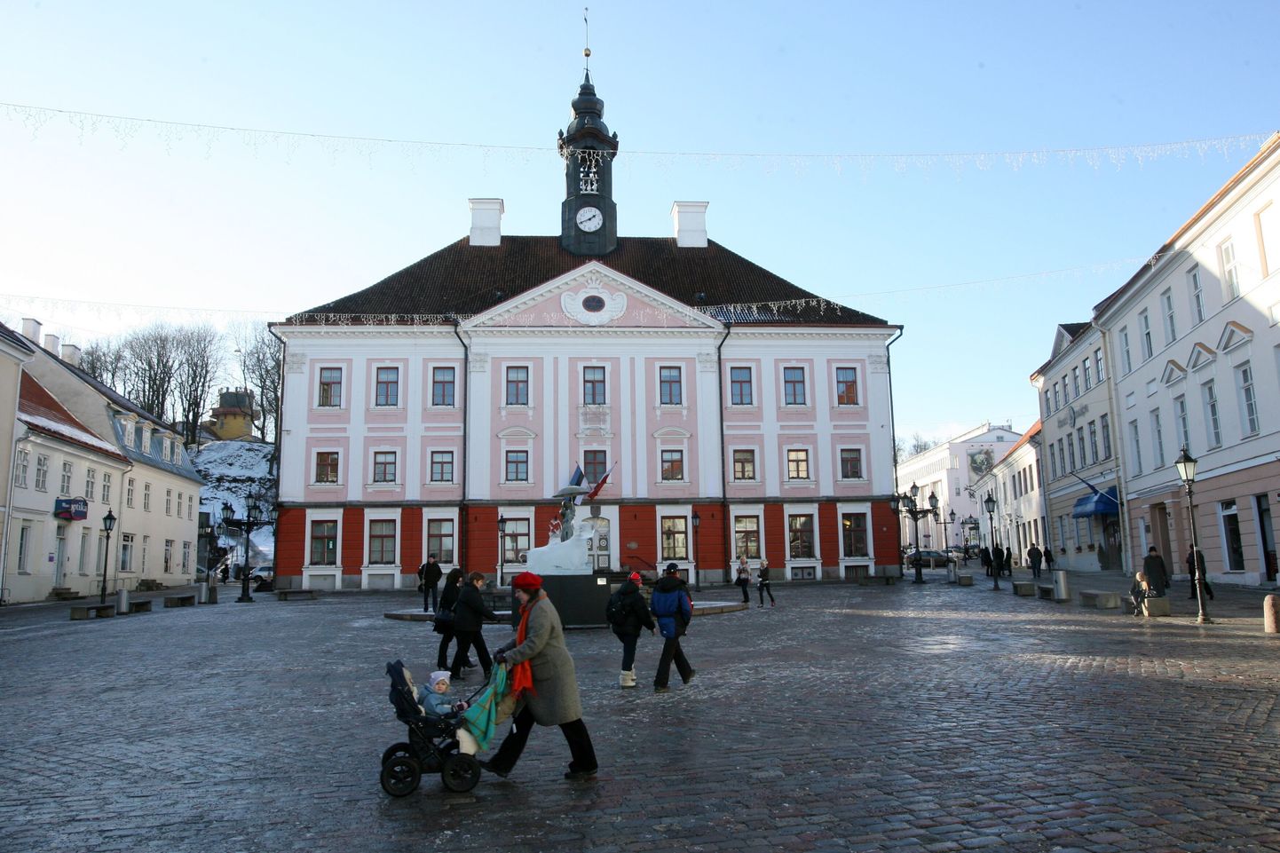 Telk püstitatakse kolmapäeval Tartu Raekoja platsile.