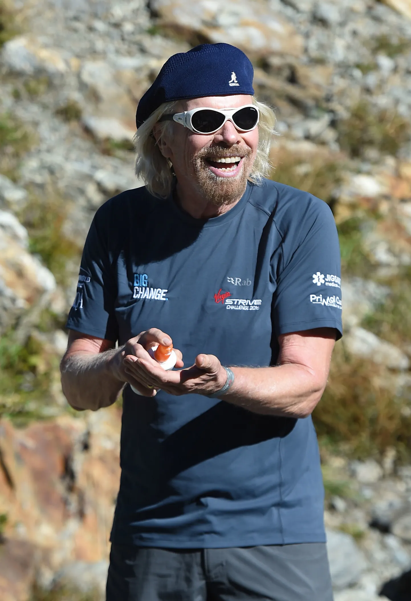 Sir Richard Branson jäi napilt ellu