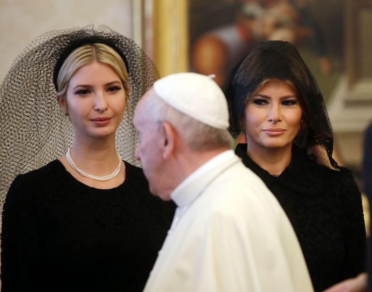 Paavst Franciscus, USA esileedi Melania Trump (paremal) ja Ivanka Trump
