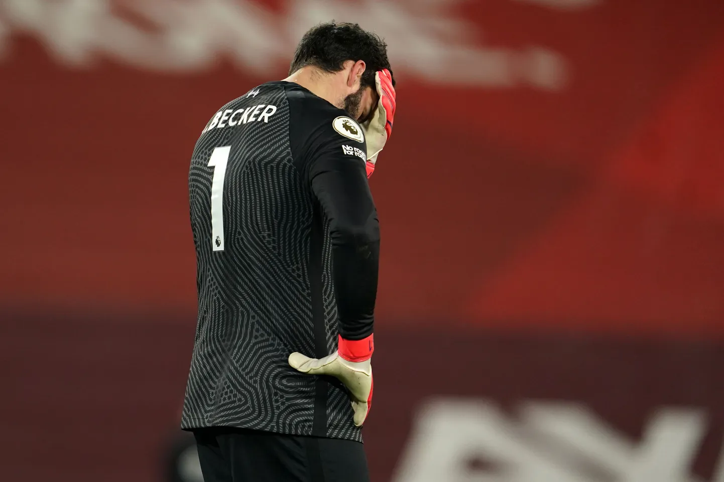 Liverpooli väravavaht Alisson Becker tahaks kindlasti oma vigu tagasi võtta.