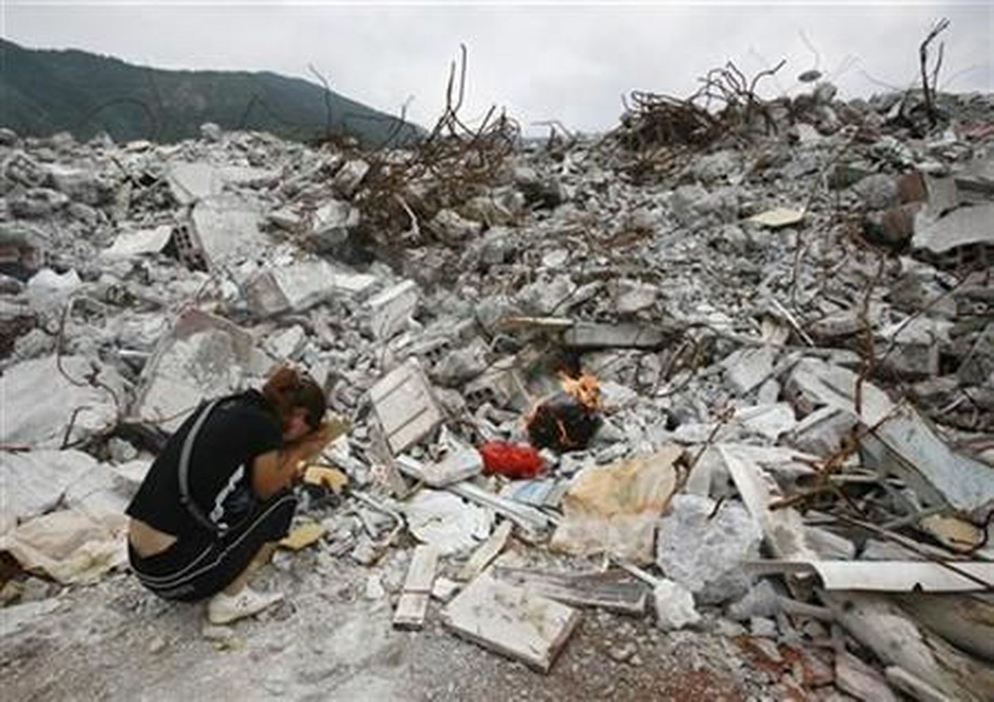 Sichuani maavärina tagajärjel varisesid mitmed koolid kokku.