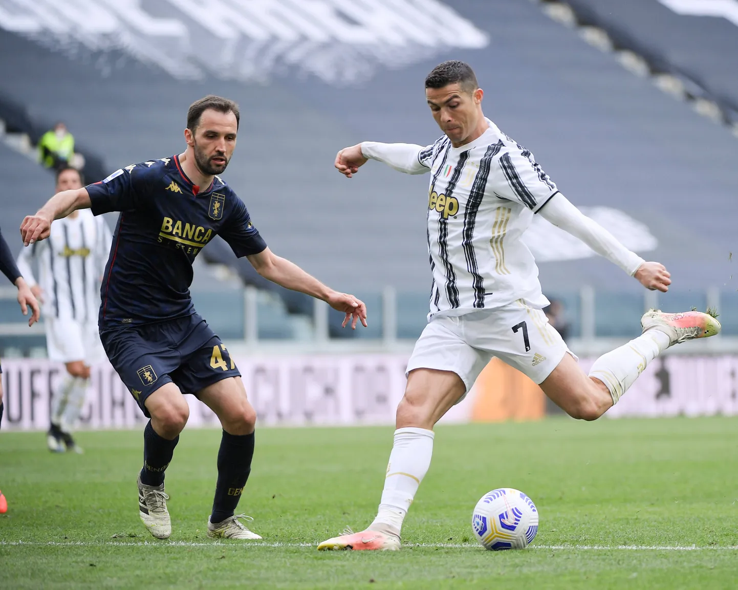 Juventus (must-valges) on üks mitmest tippsatsist, kes lubanud Euroopa superliigas osaelda.