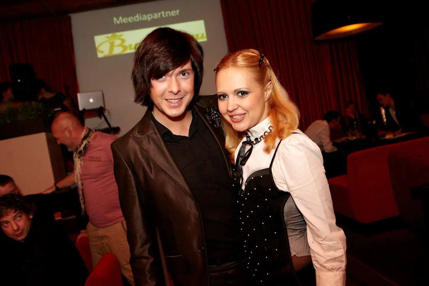 Eksklusiivne Style Express Deja Vu's - 25. novembril toimus lounge'is Deja Vu Anatoli Eini lavastatud stiilne moeüritus. Külaliste seas oli ka moegurmaan Anna-Maria Galojan

STYLE EXPRESS.
