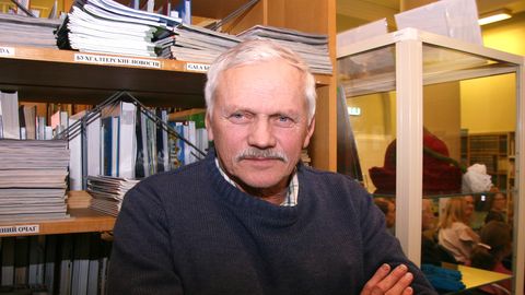 Iisaku austab oma jooksulegendi Enn Sellikut nimelise staadioni ja pingiga