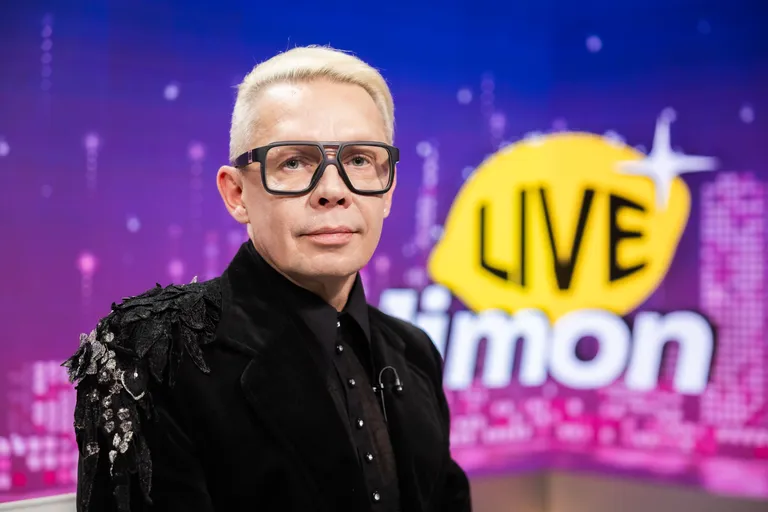 Визажист Меэлис Крик в студии Limon LIVE.