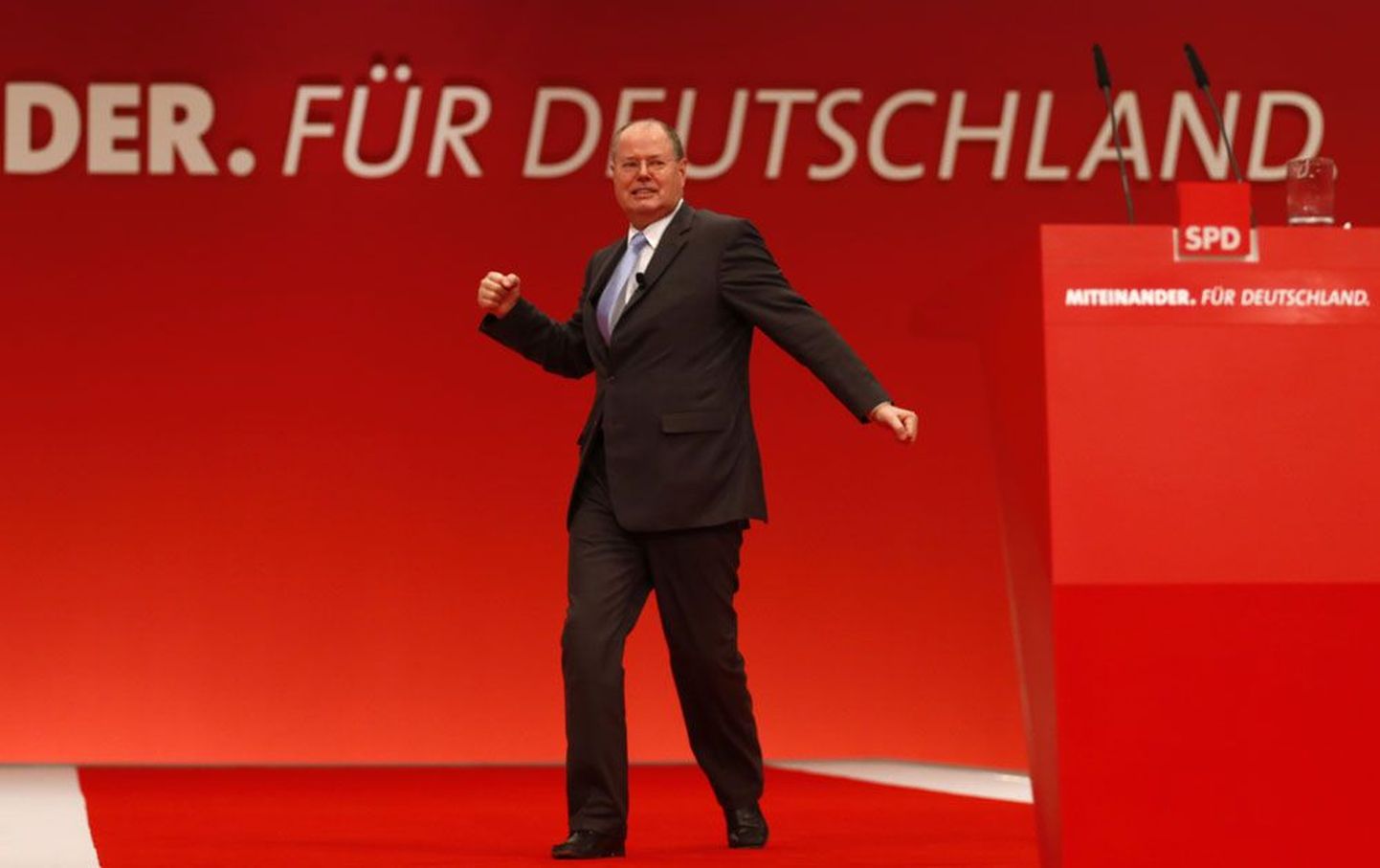 Peer Steinbrück mullu detsembris Hannoveris, kus SPD liikmed ta kantslerikandidaadiks kinnitasid.