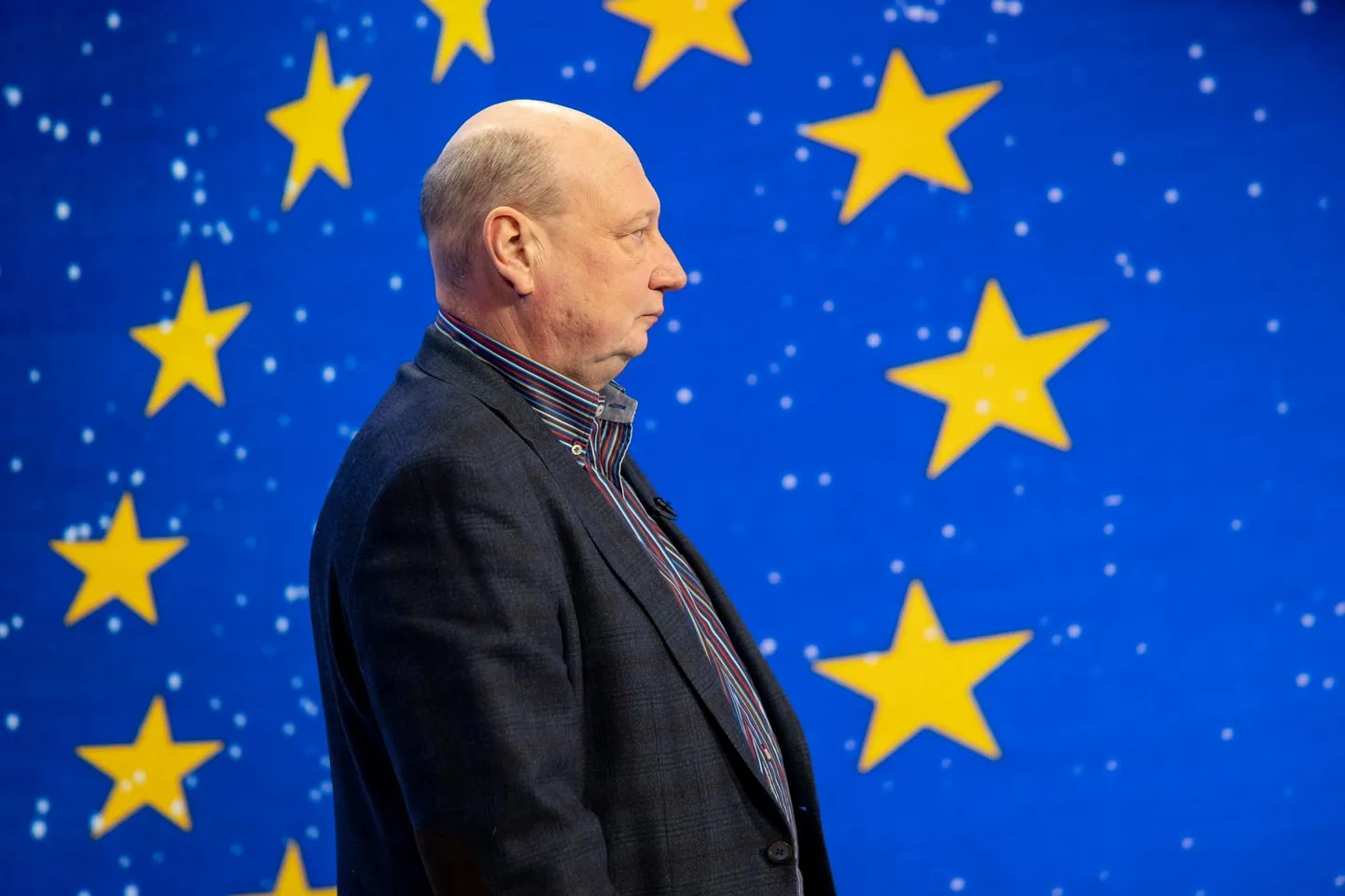 The European Commission is conducting an internal investigation into whether its top transport official, Estonian Henrik Hololei.