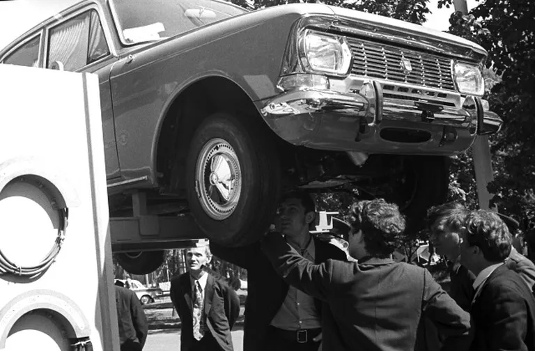 Чудо советской техники - автомобиль "Москвич - 412", 1973 год
